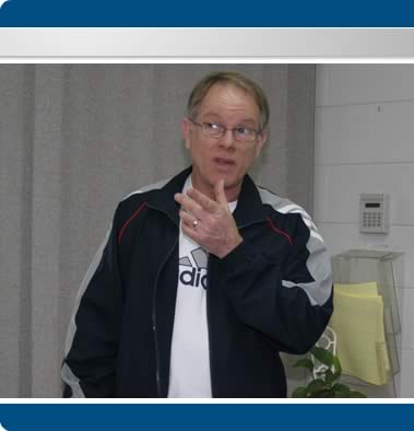 Garry looking a bit happier at the Instrutors' suggestion